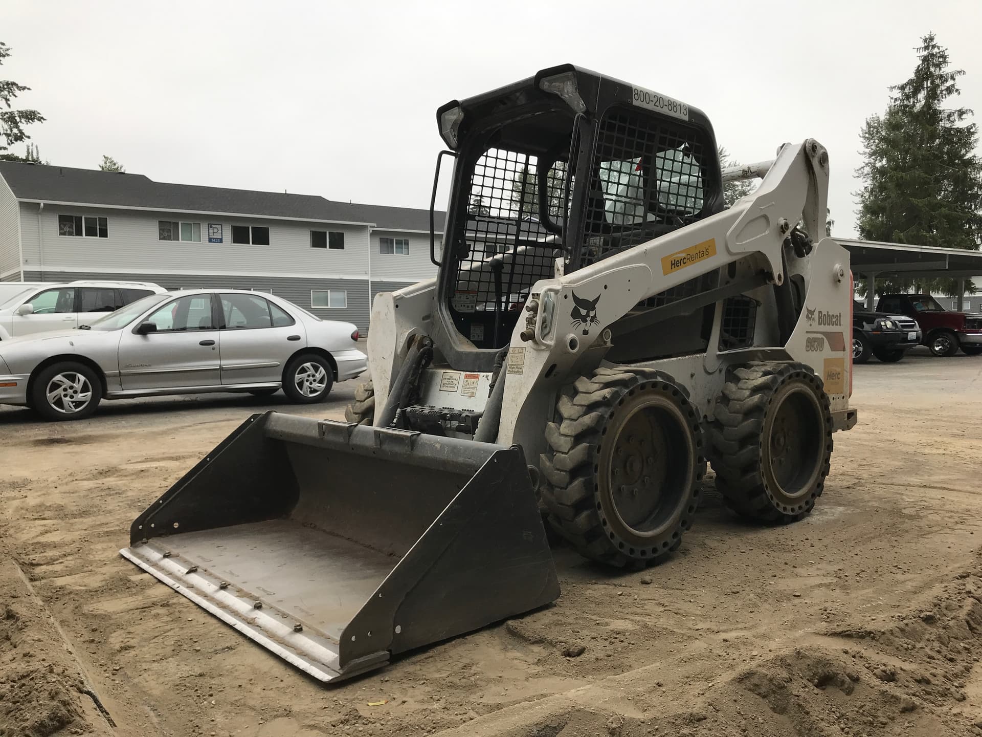 Minipala gommata Bobcat S570